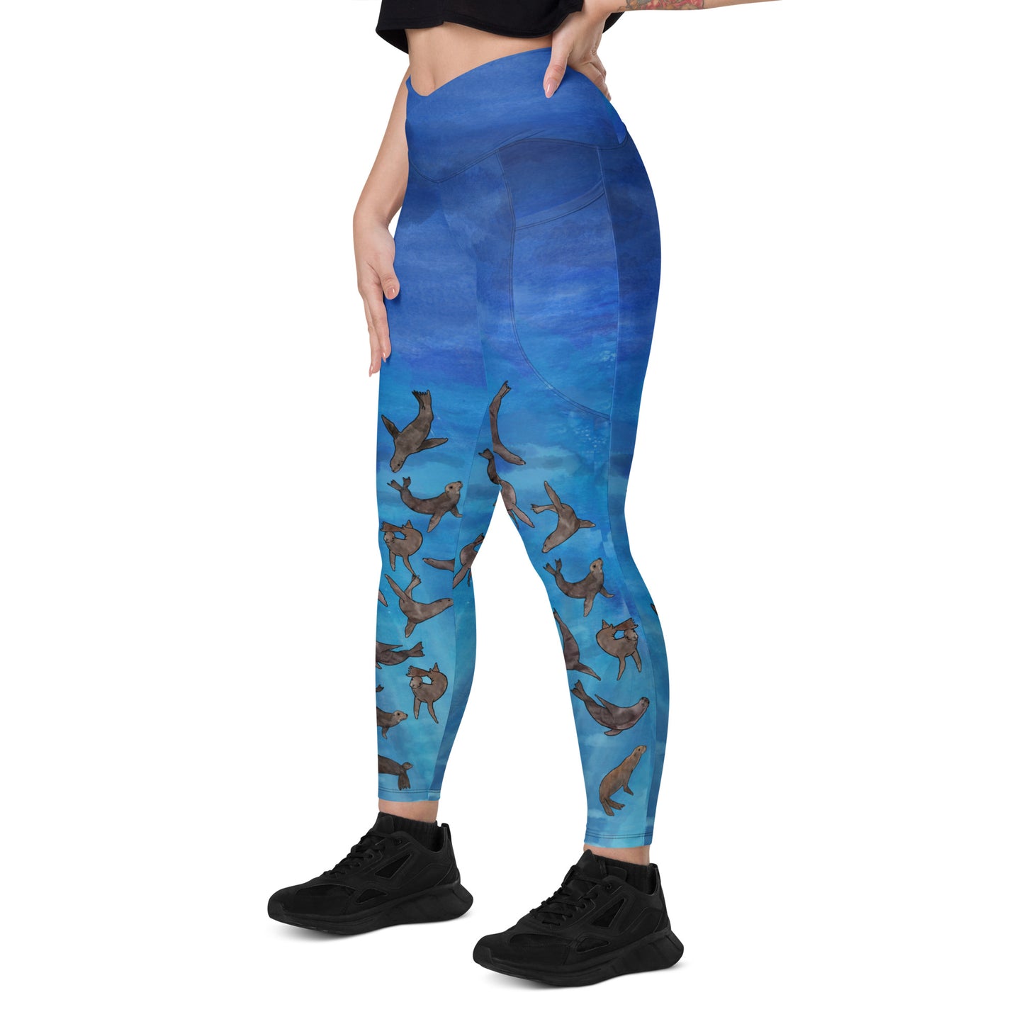 Sea Lion Crossover leggings with pockets