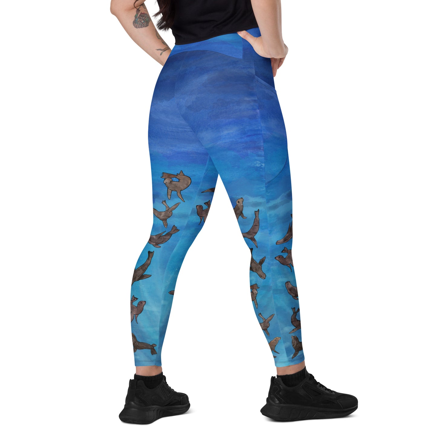Sea Lion Crossover leggings with pockets