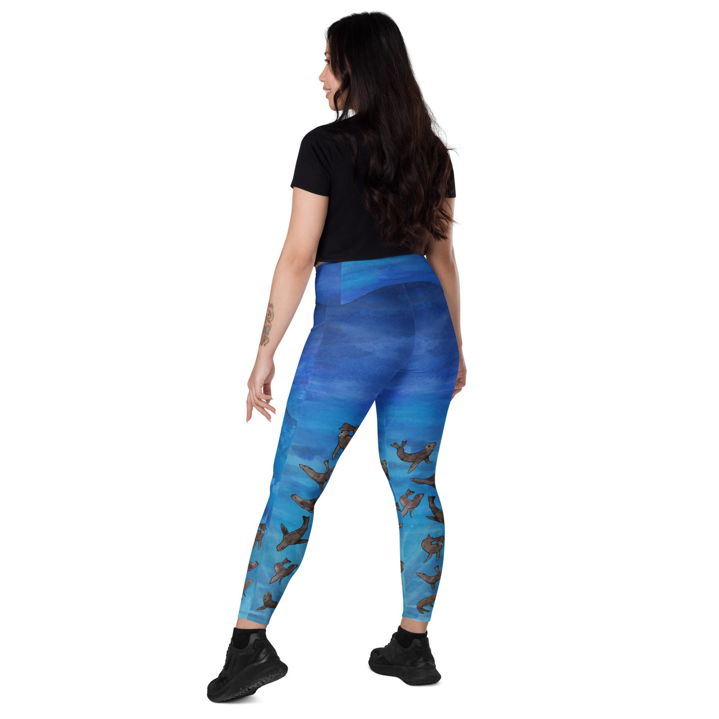 Sea Lion Crossover leggings with pockets